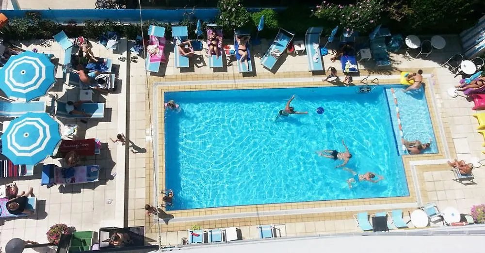 Hotel Adelphi リッチョーネ