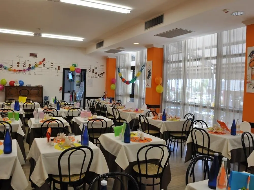 Hotel Adelphi リッチョーネ イタリア